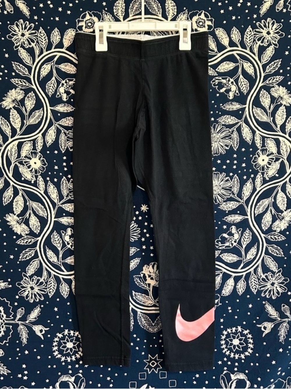 Nike Black Leggings w Pink Swoosh Accent